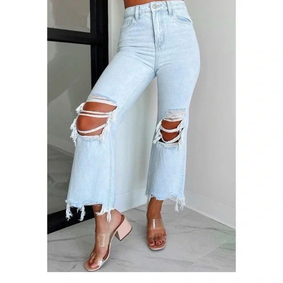 VERVET Ripped Crop Flare Jeans - Picture 6 of 13